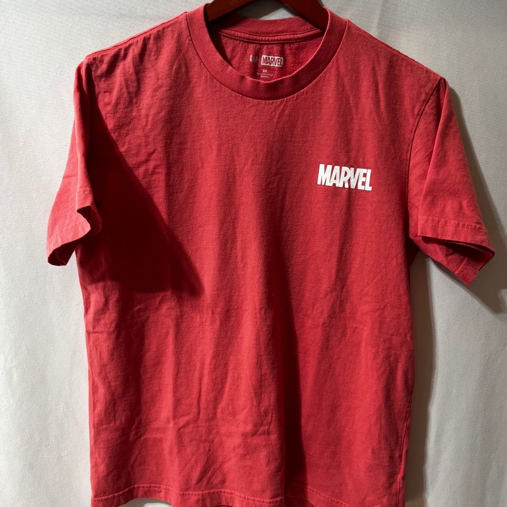 Gap Marvel Comics Graphic T-Shirt Mens XS Red Avengers Back Print Logo Tee